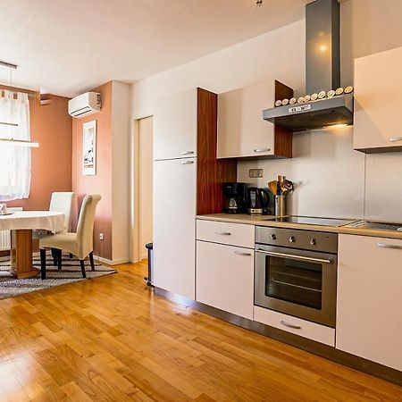 Apartman Aqua Podstrana Esterno foto