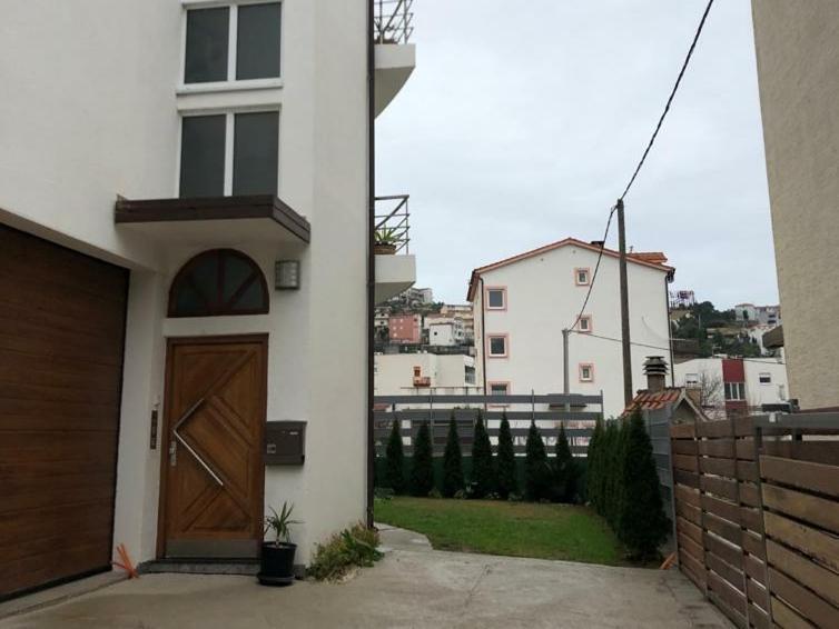 Apartman Aqua Podstrana Esterno foto