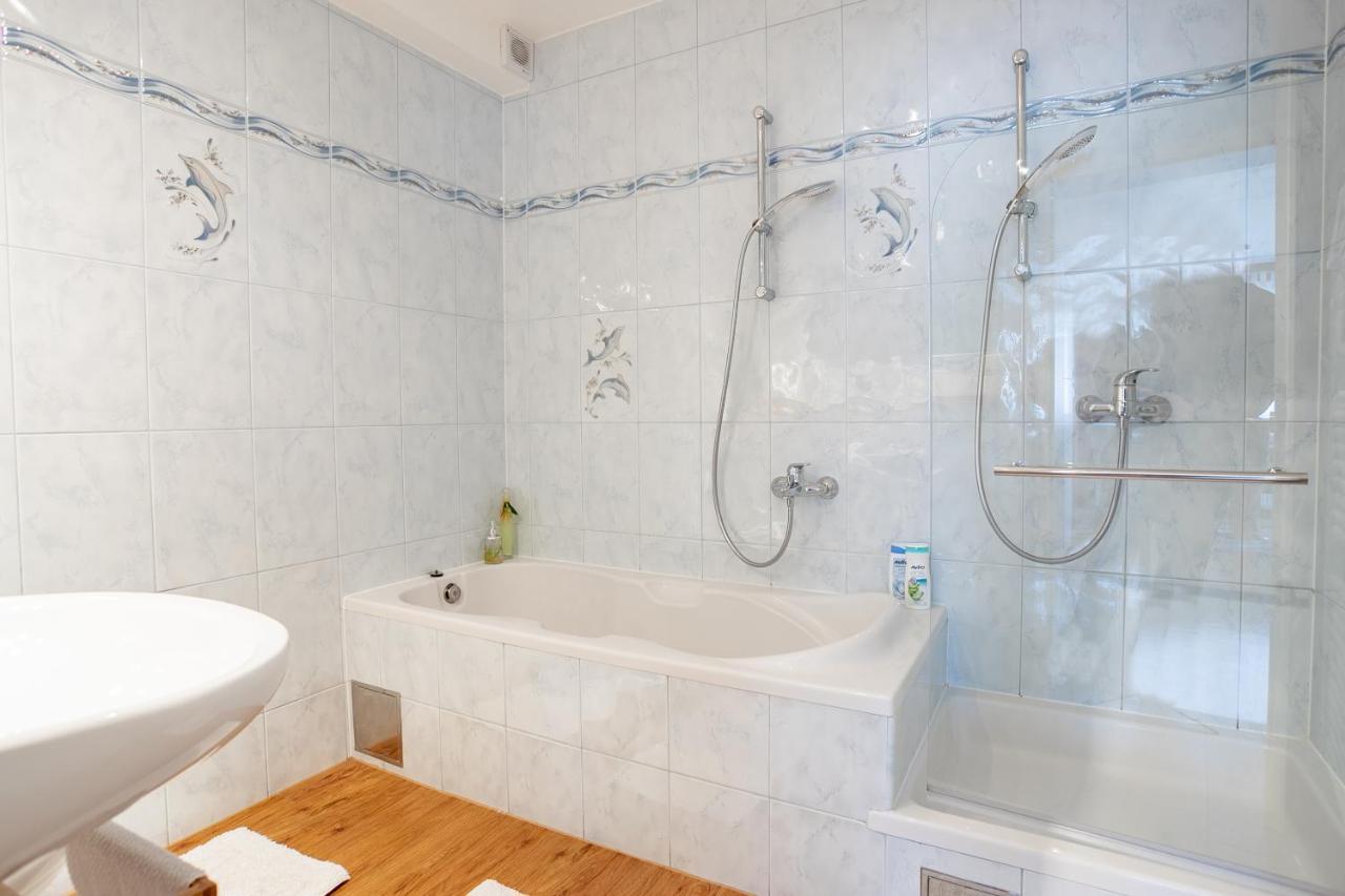 Apartman Aqua Podstrana Esterno foto