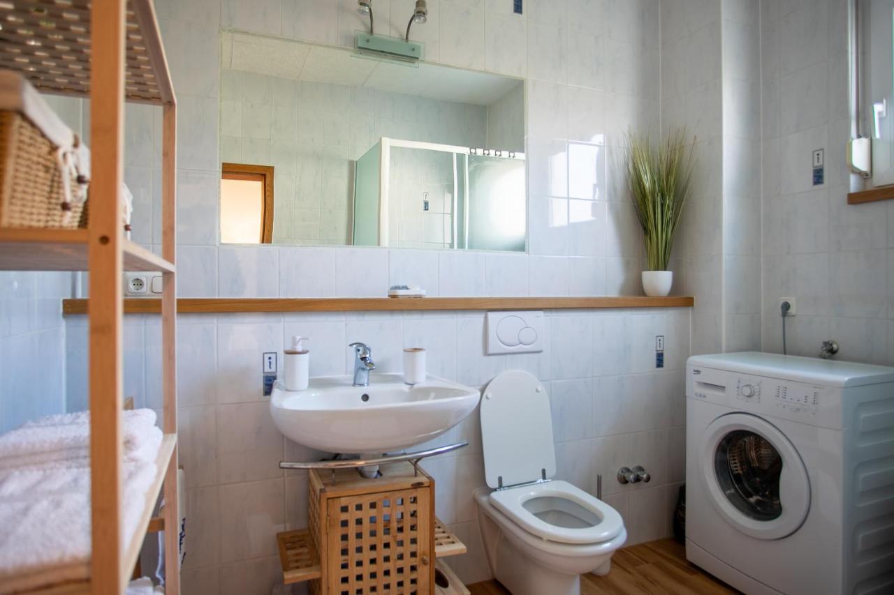 Apartman Aqua Podstrana Esterno foto